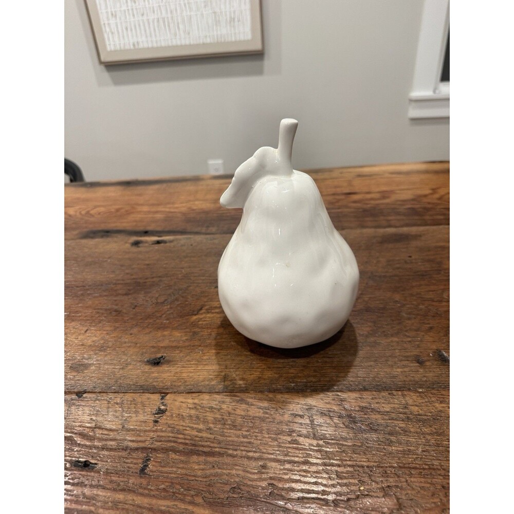 Urban Trends 32804 White Ceramic Pear Figurine Glossy Home Decor